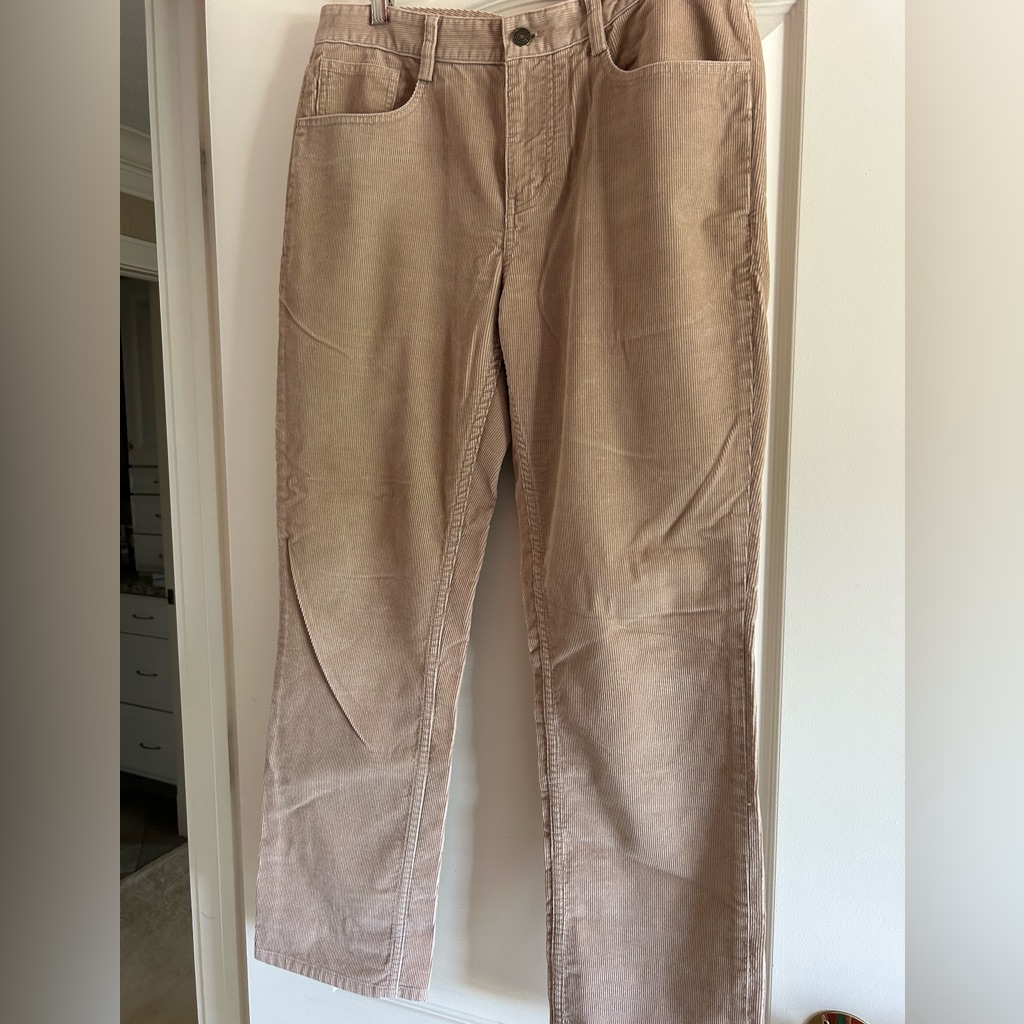 Vineyard Vines Tan Corduroy Pants. Waist 30